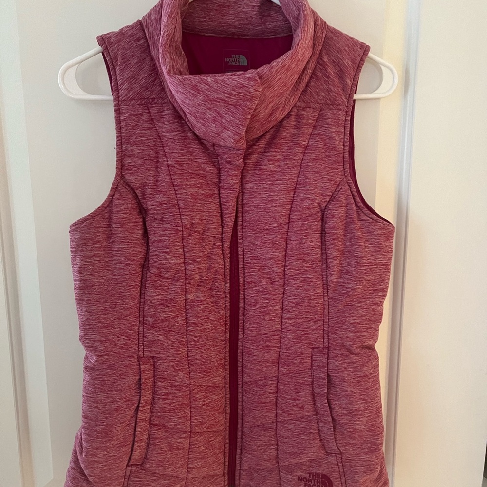 North Face Women’s Pink Puffer Vest size S/P